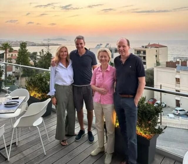 Οι διακοπές της Ούρσουλα φον ντερ Λάιεν στη βίλα Μητσοτάκη στα Χανιά