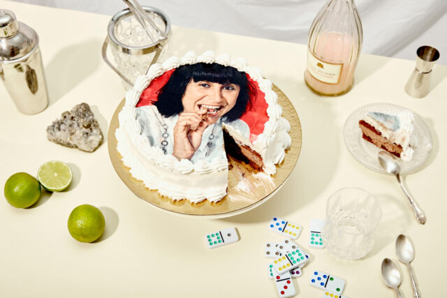 Η Σtella παρουσιάζει το νέο της single «Girl Supreme»