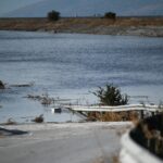 Πλημμύρες: Πινγκ πονγκ ευθυνών για το σπασμένο ανάχωμα – Τι υποστηρίζουν οι αρμόδιοι