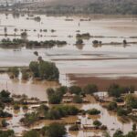 Θεσσαλία: Τόνοι λάσπης, νεκρά ζώα και λοιμώξεις – Χωρίς πόσιμο νερό για 14η μέρα ο Βόλος