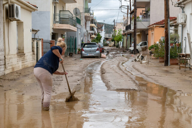 Xωρίς πόσιμο νερό για 9η ημέρα ο Βόλος – Αποκαταστάθηκε το οδικό δίκτυο