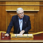 Βουλή: Τροπολογία ΚΚΕ για τη μονιμοποίηση όλων των πενταετών, επταετών και των εποχικών πυροσβεστών