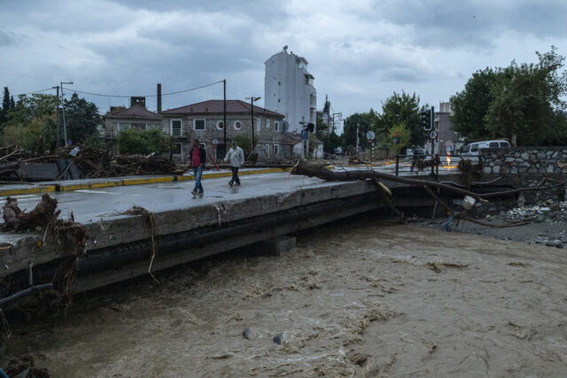 Καταστροφές και εγκλωβισμένοι στον Βόλο και το Νότιο Πήλιο από την κακοκαιρία Elias