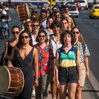 Πάμε στην «Γιορτή για την αλλαγή του κόσμου»; Μια μουσική παράσταση ονειρεύεται κάτι σπουδαίο