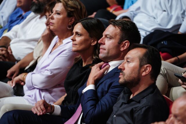 Κασσελάκης για Αχτσιόγλου: «Διακινεί σενάρια ότι ήμουν συνεργάτης του Μητσοτάκη και την διαψεύδει ο Πρετεντέρης»