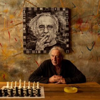 Ο Νίκος Λούβρος είναι το αυθεντικό icon της Αθήνας που κατεβαίνει υποψήφιος δημοτικός σύμβουλος στις εκλογές