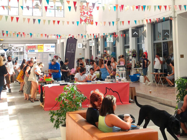 Ο Σεπτέμβριος στη Δημοτική Αγορά Κυψέλης είναι πολύχρωμος