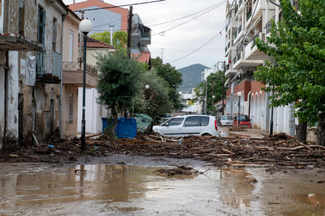 Με το νερό… από τις πισίνες των κολυμβητηρίων του Βόλου θα εφοδιάζεται το νοσοκομείο «Αχιλλοπούλειο» μετά τις καταστροφές