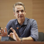 Τηλεδιάσκεψη Μητσοτάκη με το Συντονιστικό Κέντρο Επιχειρήσεων στη Λάρισα για την νέα κακοκαιρία