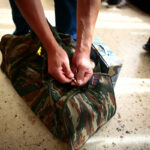 Ερώτηση του ΚΚΕ στη Βουλή για φαντάρους που έπαθαν τροφική δηλητηρίαση στο Κέντρο Εκπαίδευσης Τεθωρακισμένων Αυλώνα