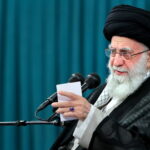Η εξομάλυνση σχέσεων με το Ισραήλ είναι «ποντάρισμα σε άλογο που χάνει» λέει ο ανώτατος ηγέτης του Ιράν