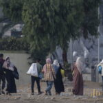 Ο ισραηλινός στρατός λέει ότι δεν θα βομβαρδίσει για κάποιες ώρες σήμερα τους δρόμους που οδηγούν από το βόρειο τμήμα της Γάζας στο νότιο