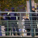 Βέλγιο: Νεκρός από τις σφαίρες αστυνομικών ο δράστης της επίθεσης στις Βρυξέλλες