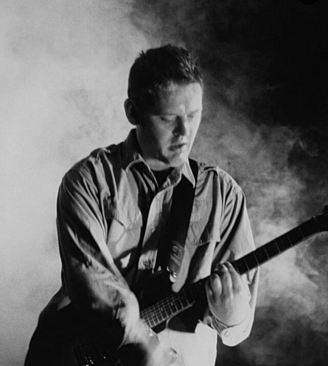 Βρετανία: Πέθανε ο κιθαρίστας των Massive Attack, Άντζελο Μπρουσκίνι