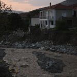 Άνοιξαν τα περισσότερα σχολεία στην πόλη του Βόλου – Συνεχίζονται τα προβλήματα στην ευρύτερη περιοχή