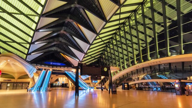 Γαλλία: Εκκενώνονται έξι αεροδρόμια μετά από απειλές για βόμβα