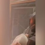 Ελεύθεροι οι ακροδεξίοι για τα επεισόδια στο Μοναστηράκι: «Πήγα να ρίξω νερό για να βοηθήσω» ισχυρίστηκε ο κατηγορούμενος με το μπιτόνι