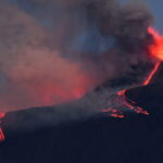 Αίτνα: Εντυπωσιακές εικόνες από το «ξύπνημα» του ηφαιστείου στη Σικελία [ΒΙΝΤΕΟ]