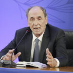 «Αποχαιρετώντας τον ΣΥΡΙΖΑ, που δεν υπάρχει πια»: Προαναγγελία «εξόδου» Σταθάκη από τον ΣΥΡΙΖΑ-ΠΣ