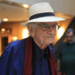 Πέθανε ο σπουδαίος συγγραφέας Βασίλης Βασιλικός