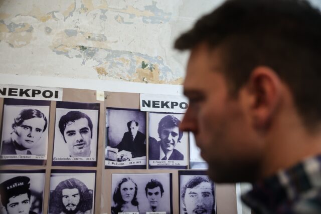 Στεφάνι στο μνημείο του ΕΑΤ ΕΣΑ κατέθεσε ο Στ. Κασσελάκης