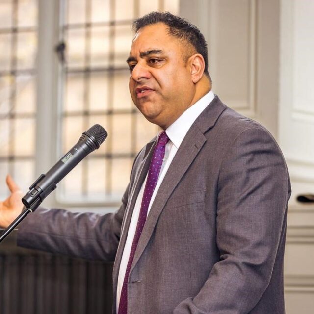 Βρετανία: Βουλευτής παραιτήθηκε από την ηγετική ομάδα των Εργατικών λόγω της φιλοισραηλινής «γραμμής» του κόμματος