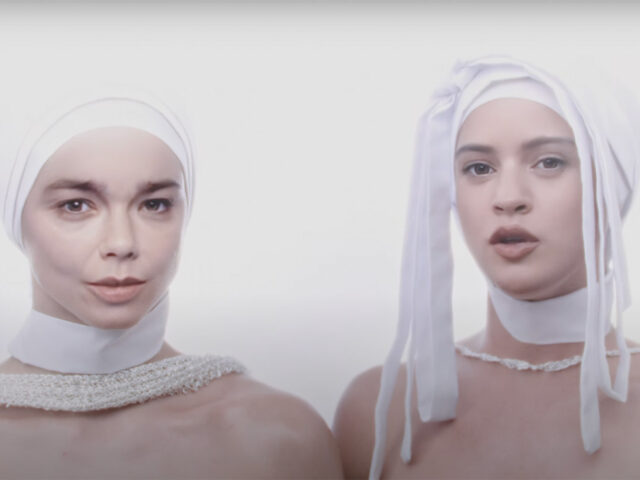 Björk και Rosalia μαζί στο Oral, ένα “χαμένο” τραγούδι για τον… προς εξαφάνιση σολωμό
