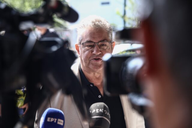 Δ. Κουτσούμπας: Είμαστε στο πλευρό των ελεύθερων επαγγελματιών και επιστημόνων