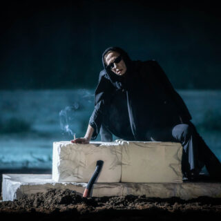 Έχουμε καλό, πολύ καλό θέατρο; Ναι, έχουμε τις «Ευμενίδες» της Άντζελας Μπρούσκου