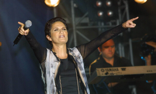 Η Πρωτοψάλτη αφαίρεσε τη λέξη “χοντρή” από το τραγούδι “Άδωνις” και ο Κραουνάκης ανέφερε πώς γράφτηκε ο στίχος