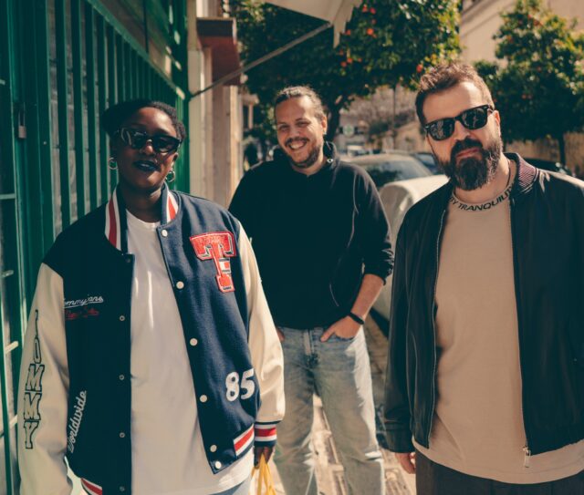 Νέο διπλό κλιπ και διάφανο βινύλιο από Hume Assine