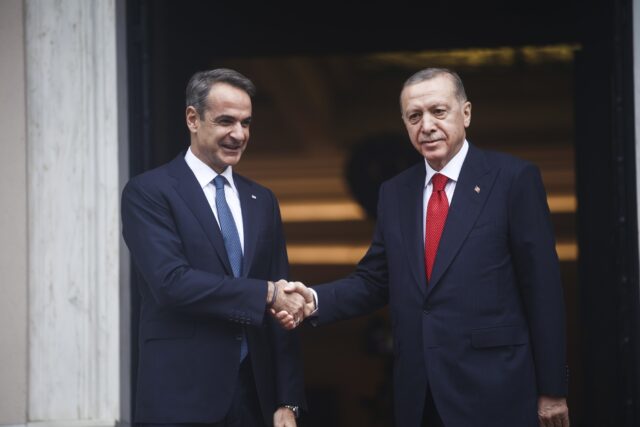 Αναβάλλεται η συνάντηση Μητσοτάκη – Ερντογάν