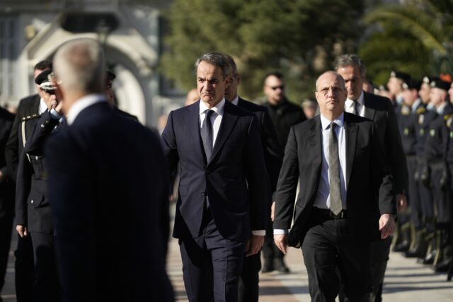 Στην κηδεία του αστυνομικού Γιώργου Λυγγερίδη ο Κυριάκος Μητσοτάκης