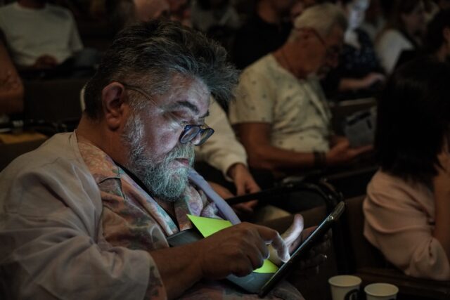 Απάντηση Κραουνάκη στην Πρωτοψάλτη: «Άμα είσαι δεξιά κουλή, σου φταίει η φτωχιά χοντρή» [ΒΙΝΤΕΟ]