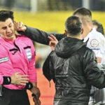 Ο πρόεδρος της Ανκαραγκιουτσού γρονθοκόπησε διαιτητή – Αναβλήθηκαν επ’ αόριστον όλοι οι ποδοσφαιρικοί αγώνες