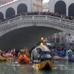 Το φετινό Καρναβάλι της Βενετίας ίσως είναι το τελευταίο χωρίς εισιτήριο για τους τουρίστες