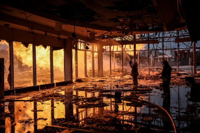 Ουκρανία: Τουλάχιστον τέσσερις νεκροί και δεκάδες τραυματίες