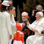 «Η εγκράτεια δεν πρέπει να συγχέεται με την αποχή από το σεξ», είπε ο πάπας Φραγκίσκος