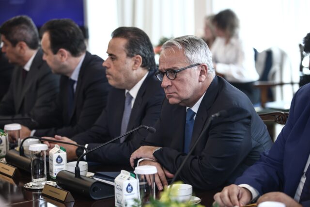 Επιμένει ο Mάκης Βορίδης: «Θέμα συνταγματικότητας στο νομοσχέδιο για τα ομόφυλα ζευγάρια»