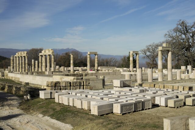 Κλειστοί όλοι οι αρχαιολογικοί χώροι από 12 έως 5 το απόγευμα λόγω καύσωνα