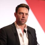 Στ. Κασσελάκης: «Ο Κυριάκος Μητσοτάκης είναι ο πρωθυπουργός που επί των ημερών του αποφυλακίζεται ο αρχηγός της Χρυσής Αυγής»