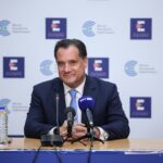 Άδωνις Γεωργιάδης: Διαγράφονται τα πρόστιμα στους ανεμβολίαστους ηλικιωμένους