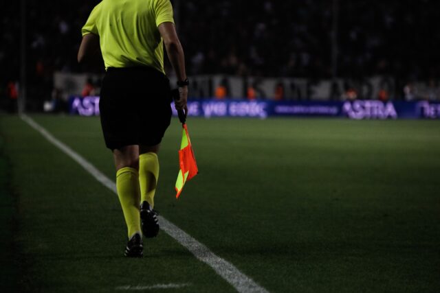 Επιστροφη στα γήπεδα με κάμερες και ηλεκτρονικά εισιτήρια