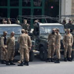 Πακιστάν: 25 νεκροί από εκρήξεις σε γραφεία υποψηφίων την παραμονή των εκλογών