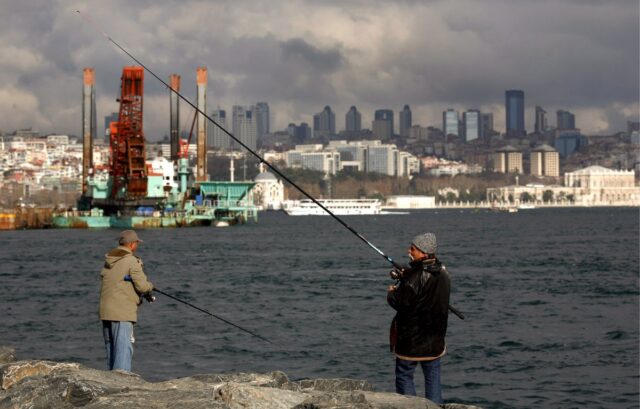 Τουρκία: Εμπορικό πλοίο βυθίστηκε στη θάλασσα του Μαρμαρά