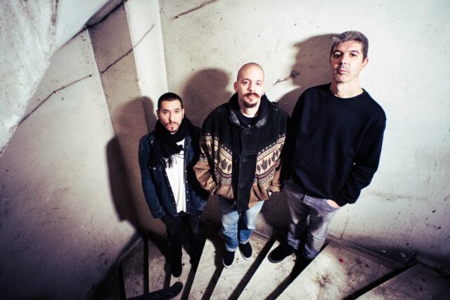 Microcosmos: Ηχητικές Υπερβάσεις στον Φάρο με τους MOb