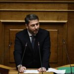 Πρόταση μομφής: Ο Ν. Ανδρουλάκης ενημέρωσε τους πολιτικούς αρχηγους των κομμάτων