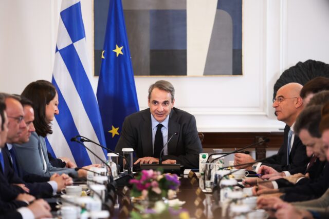 Συνεδρίαση του υπουργικού συμβουλίου – Στην ατζέντα ο κατώτατος μισθός