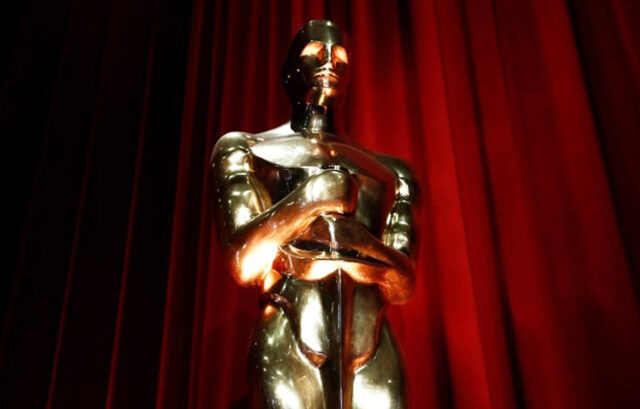 Υπάλληλο-«εξιλαστήριο θύμα» του ΥΠΠΟ για το σκάνδαλο των Όσκαρ, καταγγέλλει ο Ενιαίος Σύλλογος Υπαλλήλων ΥΠΠΟ.