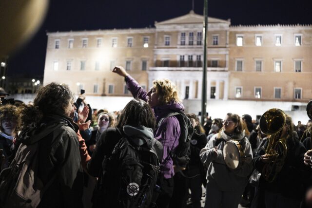 ΑΔΕΔΥ: Συμμετέχει στην απεργία για την Παγκόσμια Ημέρα της Γυναίκας